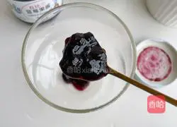 Illustration of how to make blueberry jam and carambola drink 3