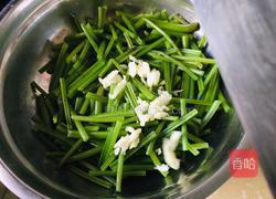炝拌红薯梗的做法图解4