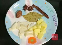 花生焖猪脚的做法图解2