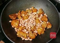 花生焖猪脚的做法图解9
