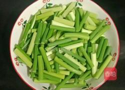 蒜苔炒牛肉的做法图解5