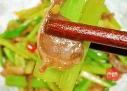 芹菜炒鸡胗的做法图解13