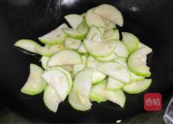 鸡蛋炒丝瓜的做法图解6