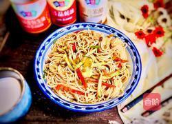 酸辣黄瓜拌面的做法图解12