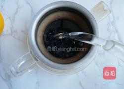 冰柠檬红茶的做法图解3