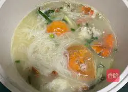 Illustration of how to make crab rice noodles 7