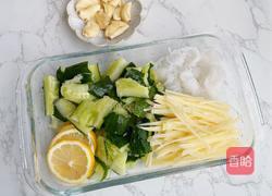 凉拌魔芋黄瓜的做法图解2