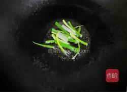 番茄海鲜菇汤的做法图解3