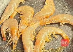 尝试地中海饮食的第3天丨蒜香洋葱炒虾的做法图解4