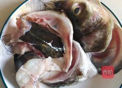 鱼头豆腐汤的做法图解1