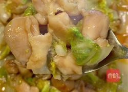 求你们都去做这个不加一滴水的娃娃菜焖鸡腿肉!!的做法图解2