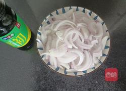 清炒洋葱 的做法图解1