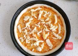 香肠培根披萨的做法图解6