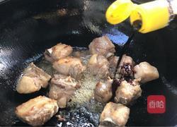 排骨焖面-神奇的面粉的做法图解6