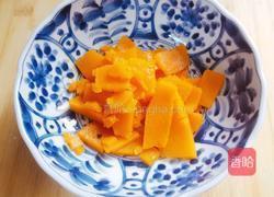 南瓜花卷的做法图解3