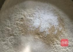 芝麻酱千层饼(发面)的做法图解2