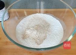 肉包子的做法图解2