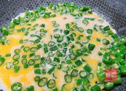 下饭神器～辣椒炒鸡蛋的做法图解5