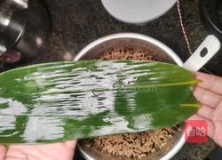 自制砂锅酱香排骨鲜粽子的做法图解8