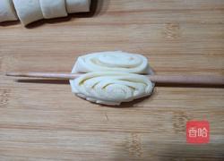 奶香花卷的做法图解10