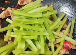 莴笋炒五花肉的做法图解6
