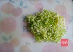 芹菜鲜肉生煎包的做法图解3