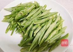 四季豆炒腊肉的做法图解3