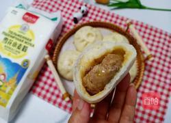 鲜嫩多汁的肉包子的做法图解1