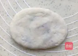 Illustration of how to make purple potato cheese cake 12