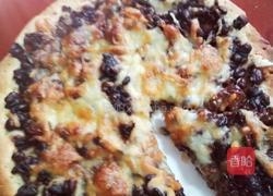 红豆葡萄干芝士披萨的做法图解12
