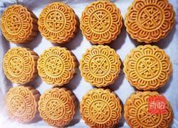 手工蛋黄月饼(100克)的做法图解33