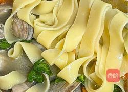 地中海风味香蒜综合蛤蜊锅的做法图解6