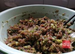 牛肉芹菜水饺的做法图解6