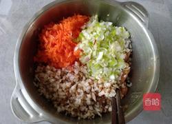 香菇胡萝卜肉馅水煎饺的做法图解7