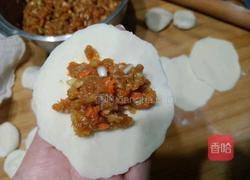 香菇胡萝卜肉馅水煎饺的做法图解11