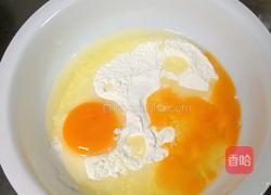 芝麻牛奶鸡蛋饼的做法图解3