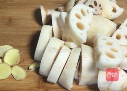 柴鱼焖藕的做法图解2