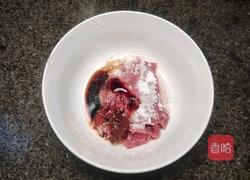 自制韭菜花儿炒肉的做法图解6