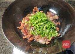 自制韭菜花儿炒肉的做法图解13
