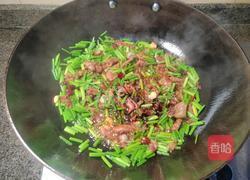 自制韭菜花儿炒肉的做法图解14
