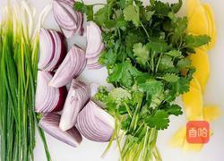 酸辣凉拌面的做法图解1