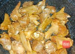 香菇焖鸭肉的做法图解8