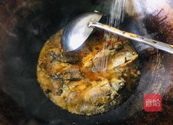 豆豉烧鲫鱼的做法图解6