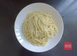 Illustration of tomato and beef braised pasta 10