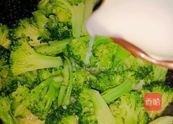 蒜蓉西兰花的做法图解8