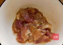 肉片汤面的做法图解1