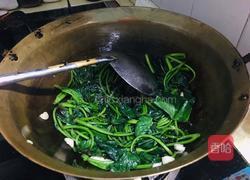 蒜香红薯叶的做法图解5