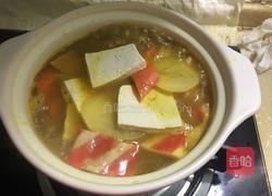 呷哺咖喱蟹排砂锅的做法图解3