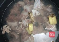 香菇炖鸡(药膳版）的做法图解3