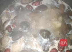 香菇炖鸡(药膳版）的做法图解6